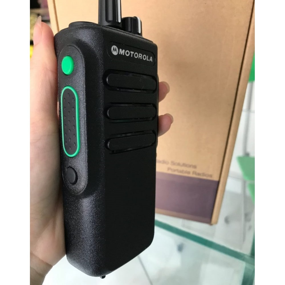 Bộ đàm motorola cp 8600 plus sử dụng ổn định, bền và có tuổi thọ cao giúp bạn làm việc siêu hiệu quả.