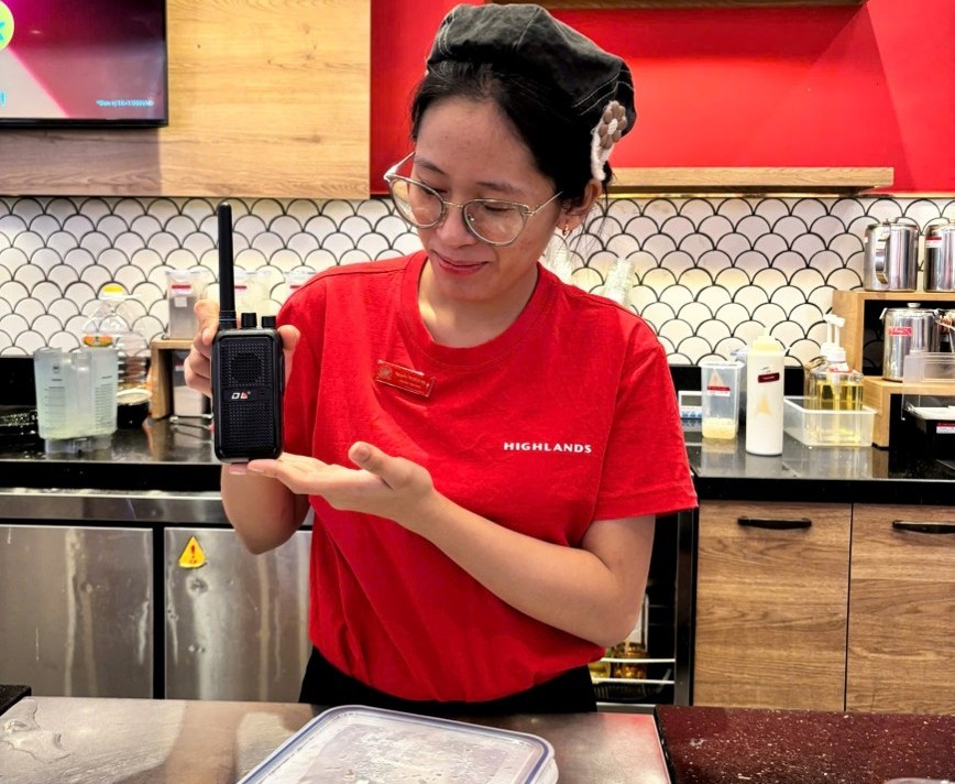 Hiểu rõ các chức năng của máy bộ đàm DL giúp người dùng tối ưu hóa hiệu suất làm việc