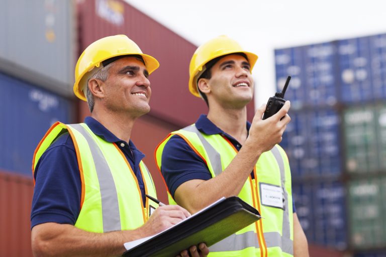 Lợi ích khi tìm được địa chỉ cung cấp bộ đàm công trường giá tốt