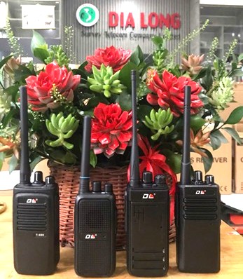 Mua máy bộ đàm DL chống nước, chống va đập tại Địa Long