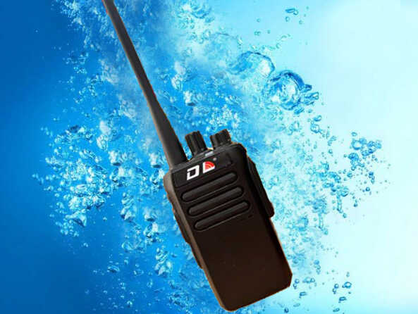 Khả năng chống nước bộ đàm dl