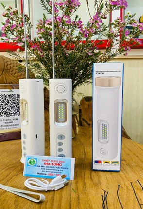 Những tính năng vượt trội của máy bộ đàm đèn pin