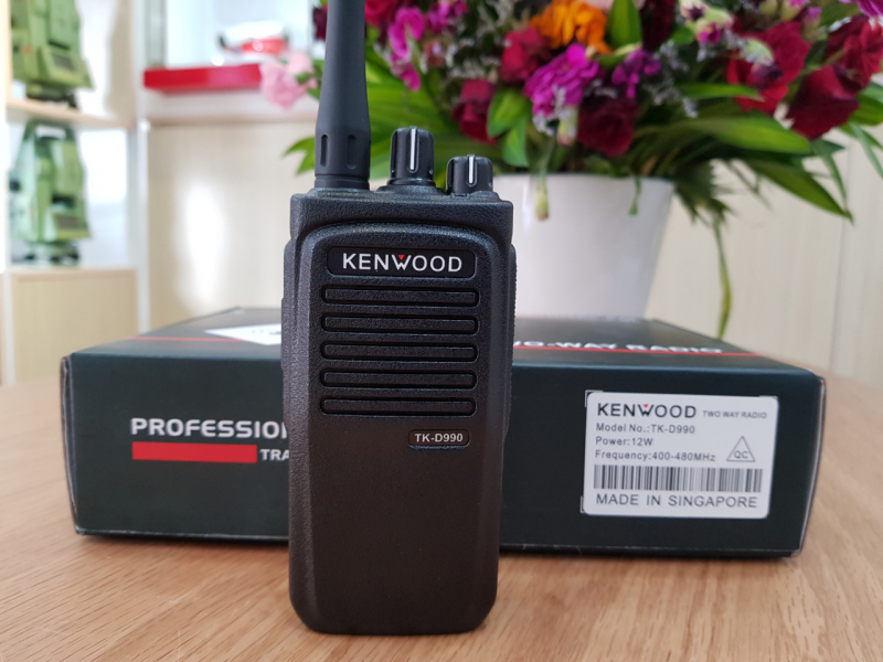 Máy bộ đàm Kenwood TK D990 giá rẻ, chất lượng tại Địa Long