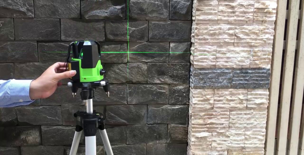 Những chiếc máy cân mực laser đã trở thành “hiện tượng” trong việc áp dụng thiết bị có công nghệ tân tiến trong lĩnh vực xây dựng