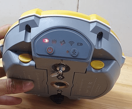 Máy đo Rtk comnav t300se với nhiều tính năng nổi bật, cung cấp cho người dùng các giải pháp đo đạc hàng đầu trong ngành