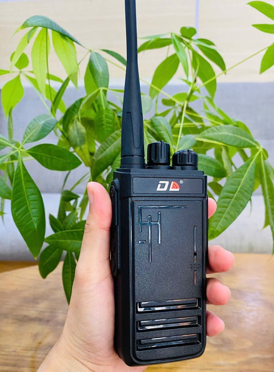Máy bộ đàm DL T-5800- Giải pháp liên lạc chuyên nghiệp
