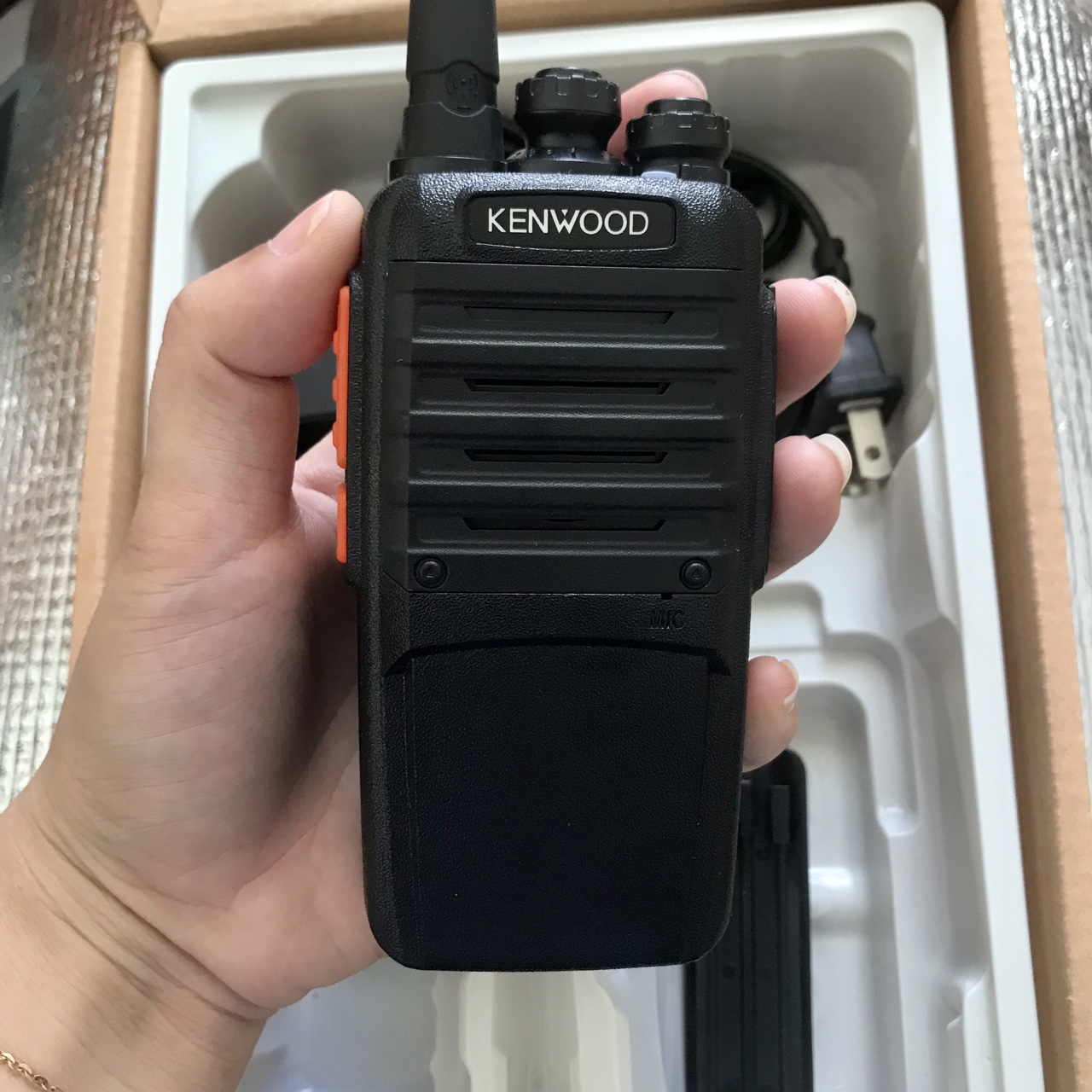 Máy bộ đàm Kenwood TK 639